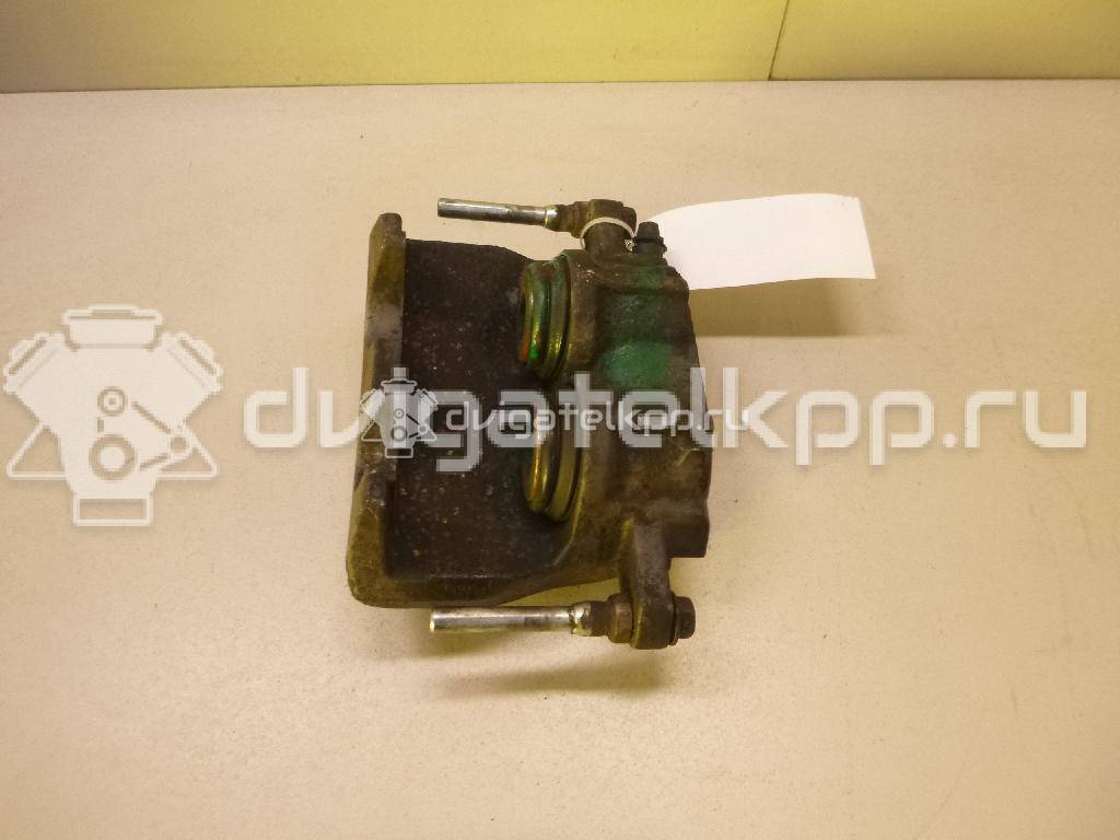 Фото Суппорт тормозной передний правый  5137670AA для dodge Magnum {forloop.counter}}