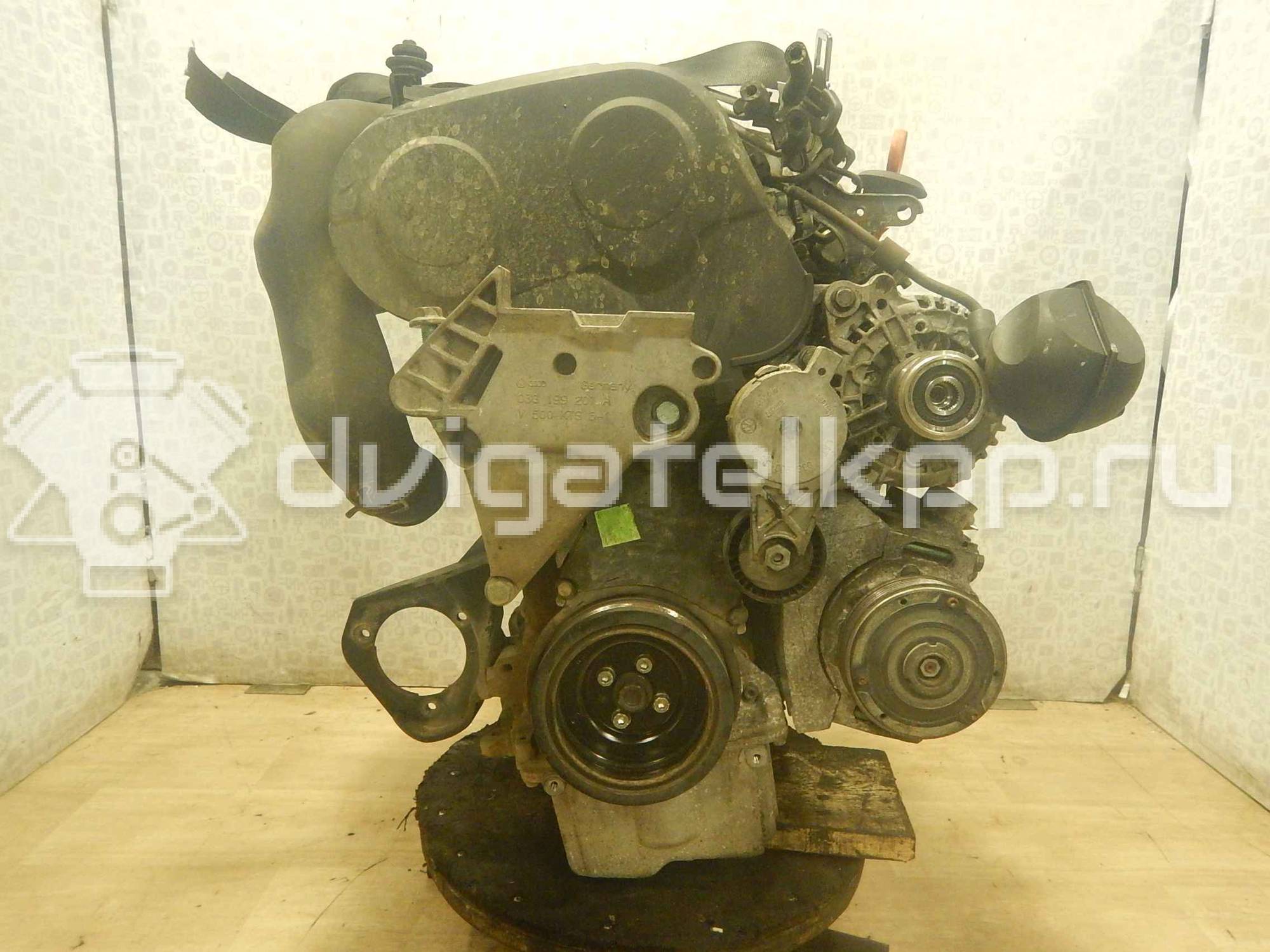 Фото Контрактный (б/у) двигатель BKD для Volkswagen Touran / Golf 140 л.с 16V 2.0 л Дизельное топливо BKD03G100035K {forloop.counter}}