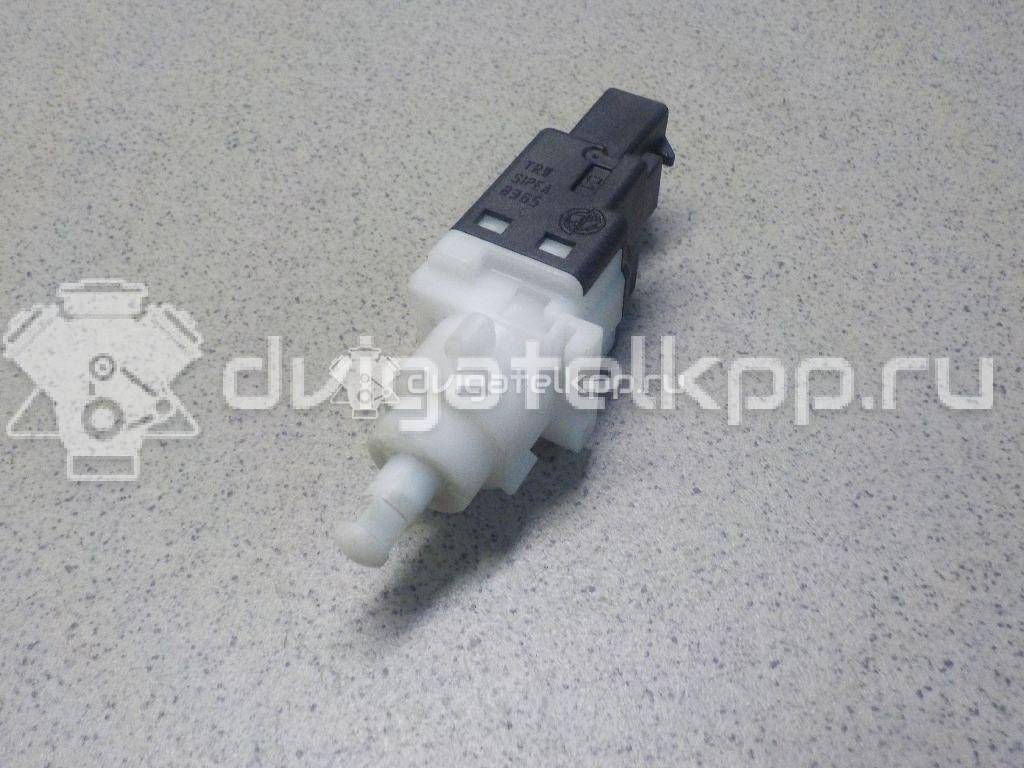 Фото Датчик включения стопсигнала  46840510 для Fiat Stilo 192 / Idea 350 / Linea 323 / Multipla 186 / Bravo {forloop.counter}}