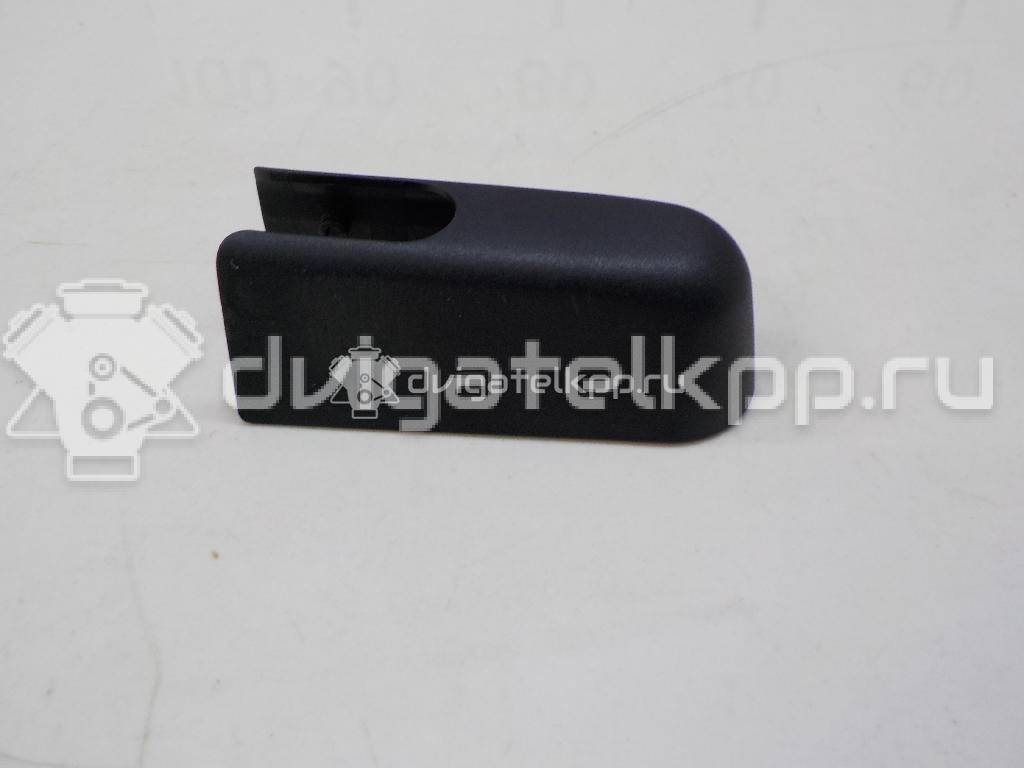 Фото Крышка поводка стеклоочистителя  55703095 для fiat Punto III/Grande Punto (199) {forloop.counter}}