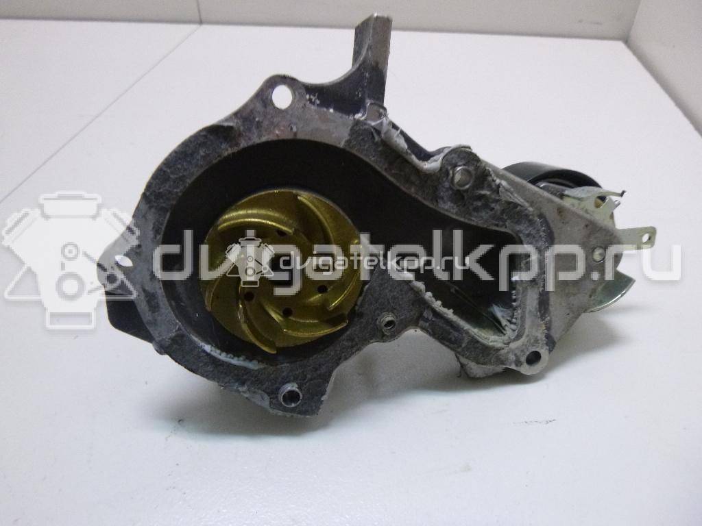 Фото Насос водяной (помпа)  1778516 для Ford Fiesta / Focus / Tourneo / C-Max / Ka {forloop.counter}}