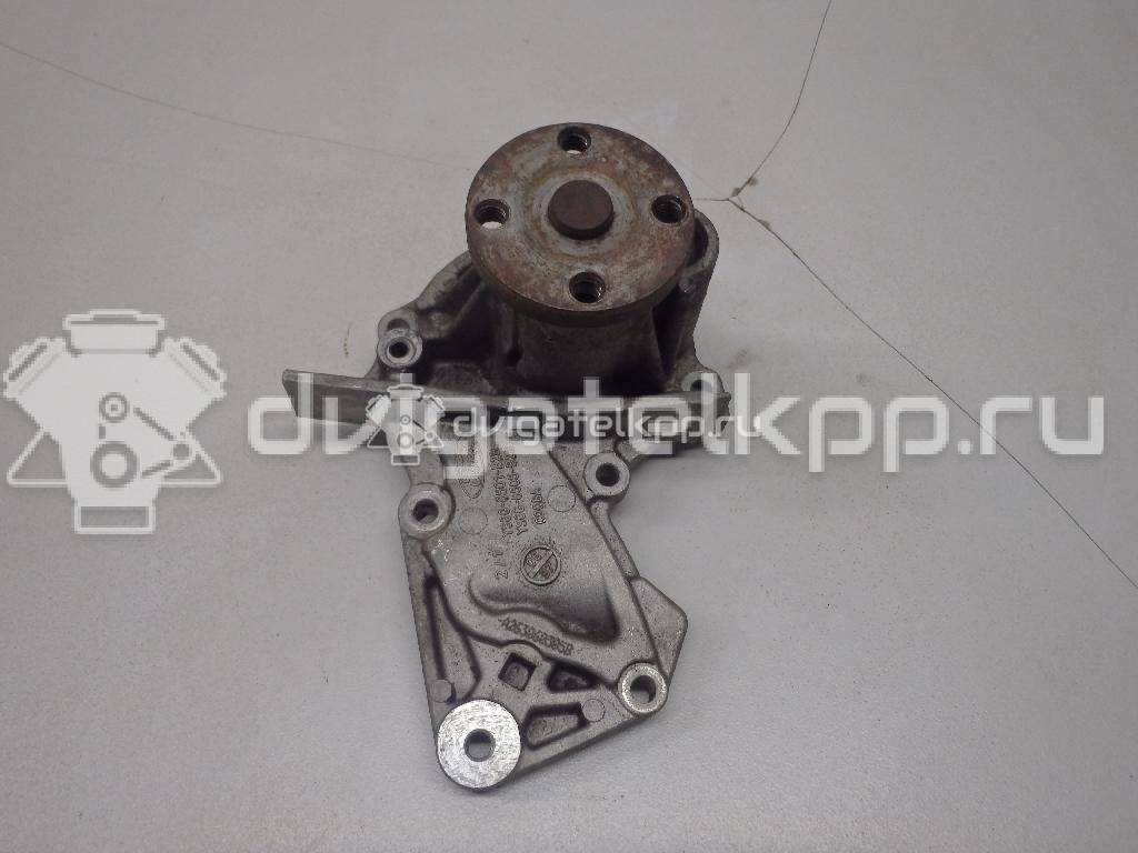 Фото Насос водяной (помпа)  1778516 для Ford Fiesta / Focus / Tourneo / C-Max / Ka {forloop.counter}}