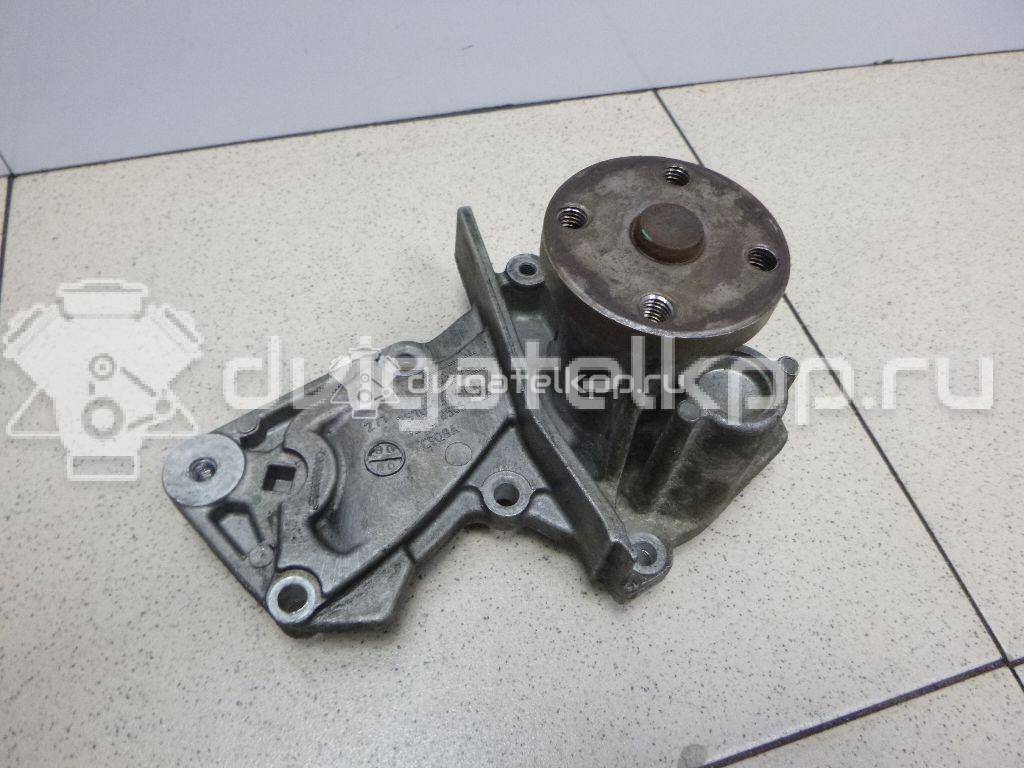 Фото Насос водяной (помпа)  1778516 для Ford Fiesta / Focus / Tourneo / C-Max / Ka {forloop.counter}}