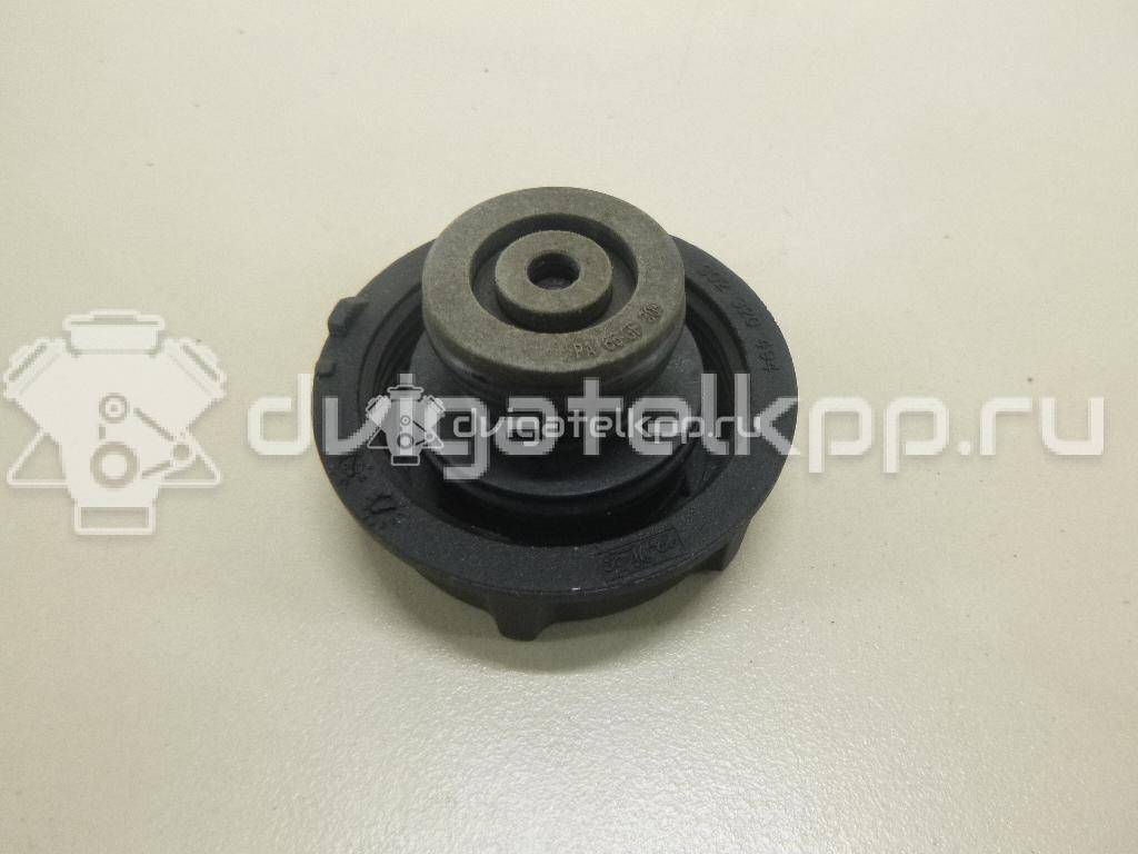 Фото Крышка расширительного бачка  1301104 для Ford Fiesta / Focus / Tourneo / C-Max / Ka {forloop.counter}}