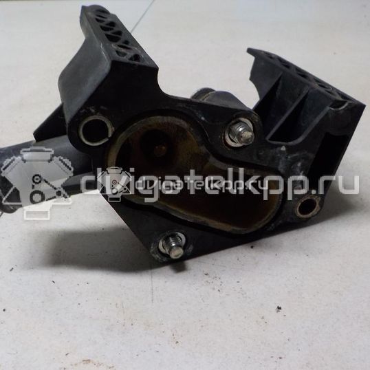 Фото Фланец двигателя системы охлаждения  1221325 для Ford Fiesta / Focus / Puma Ec