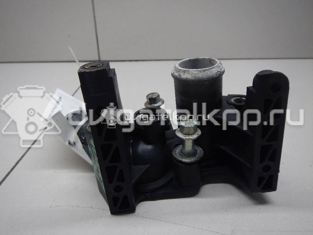 Фото Фланец двигателя системы охлаждения  1221325 для Ford Fiesta / Focus / Puma Ec {forloop.counter}}