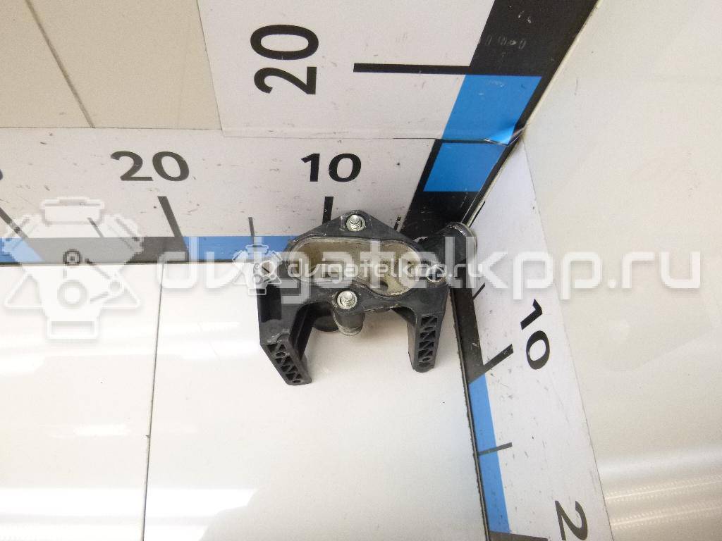 Фото Фланец двигателя системы охлаждения  1531004 для Ford Fiesta / Focus / Puma Ec / Fusion Ju {forloop.counter}}