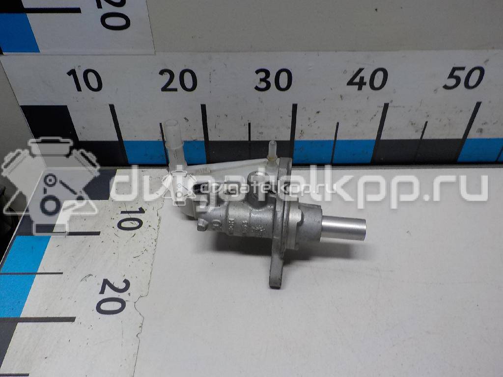 Фото Цилиндр тормозной главный  1751664 для Ford Fiesta / Transit / Tourneo / B-Max Jk {forloop.counter}}