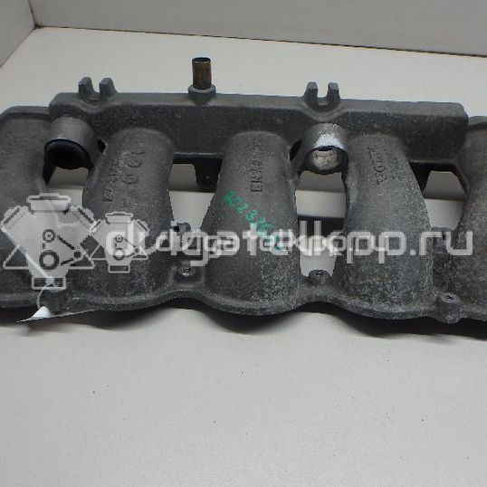 Фото Коллектор впускной для двигателя B 5244 S5 для Volvo C70 / V50 Mw / S40 140 л.с 20V 2.4 л бензин 30677337