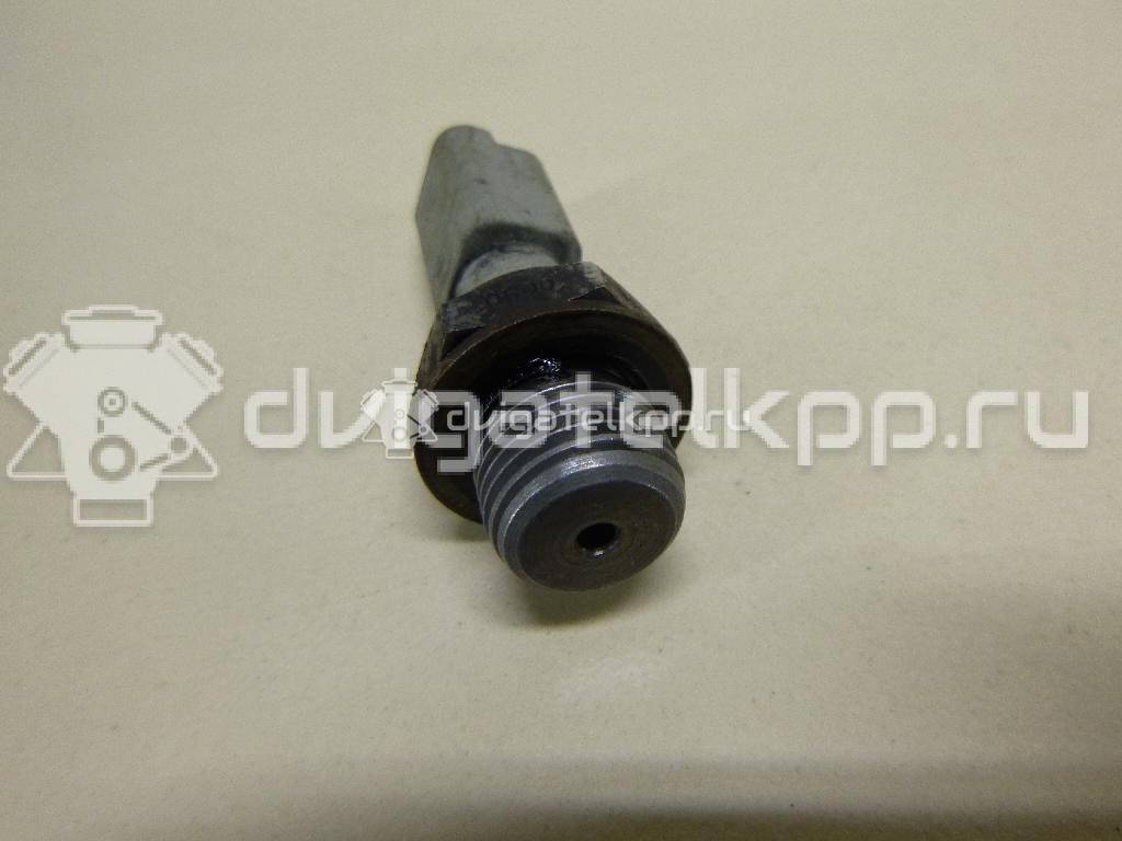 Фото Датчик давления масла  1486742 для Ford Fiesta / Focus / Tourneo / C-Max / Galaxy {forloop.counter}}