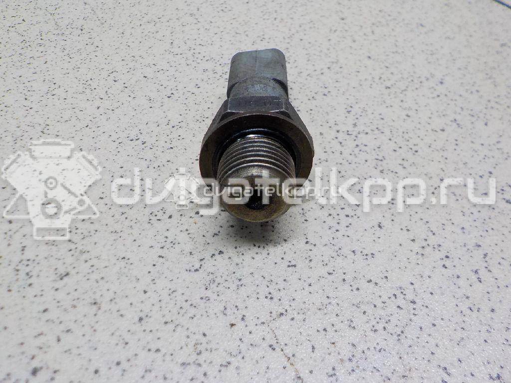 Фото Датчик давления масла  1486742 для Ford Fiesta / Focus / Tourneo / C-Max / Galaxy {forloop.counter}}