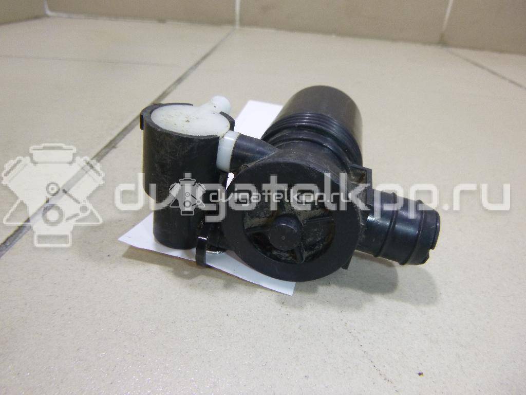 Фото Насос омывателя  8A6117K624AA для Ford Focus / C-Max / Galaxy / Grand / Kuga {forloop.counter}}