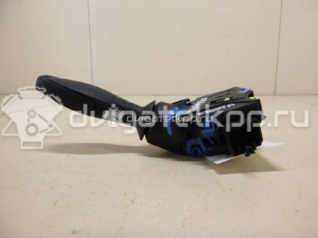 Фото Переключатель поворотов подрулевой  1682336 для Ford Fiesta {forloop.counter}}