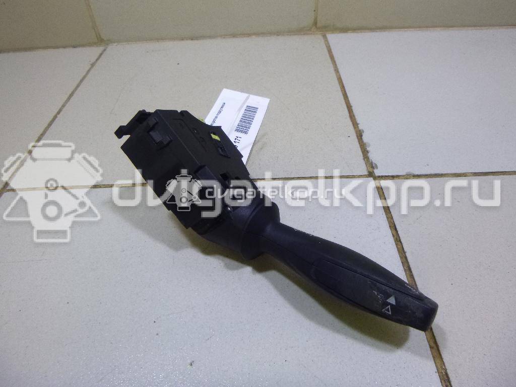 Фото Переключатель поворотов подрулевой  1682336 для Ford Fiesta {forloop.counter}}