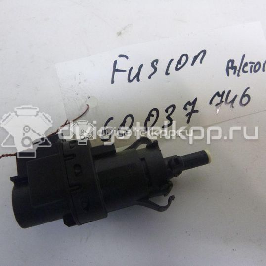 Фото Датчик включения стопсигнала  3M5T13480AB для Ford Fiesta / Focus / Tourneo / C-Max / Galaxy