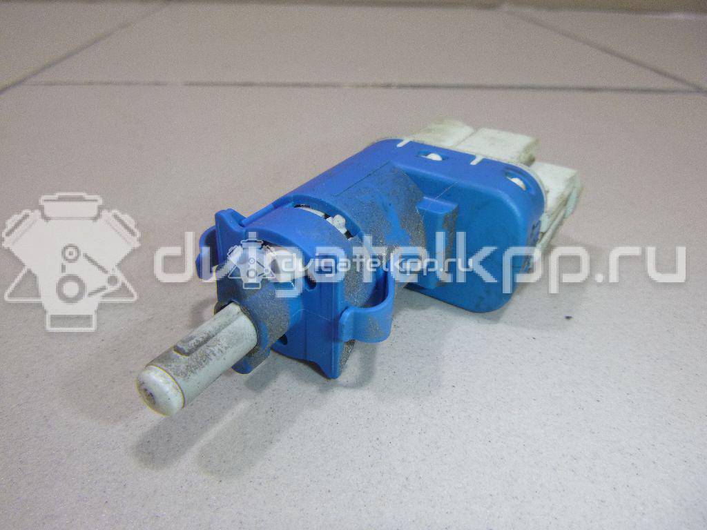 Фото Датчик включения стопсигнала  3M5T13480AB для Ford Fiesta / Focus / Tourneo / C-Max / Galaxy {forloop.counter}}