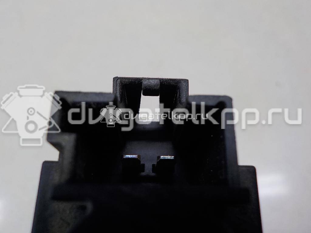 Фото Датчик включения стопсигнала  3M5T13480AB для Ford Fiesta / Focus / Tourneo / C-Max / Galaxy {forloop.counter}}