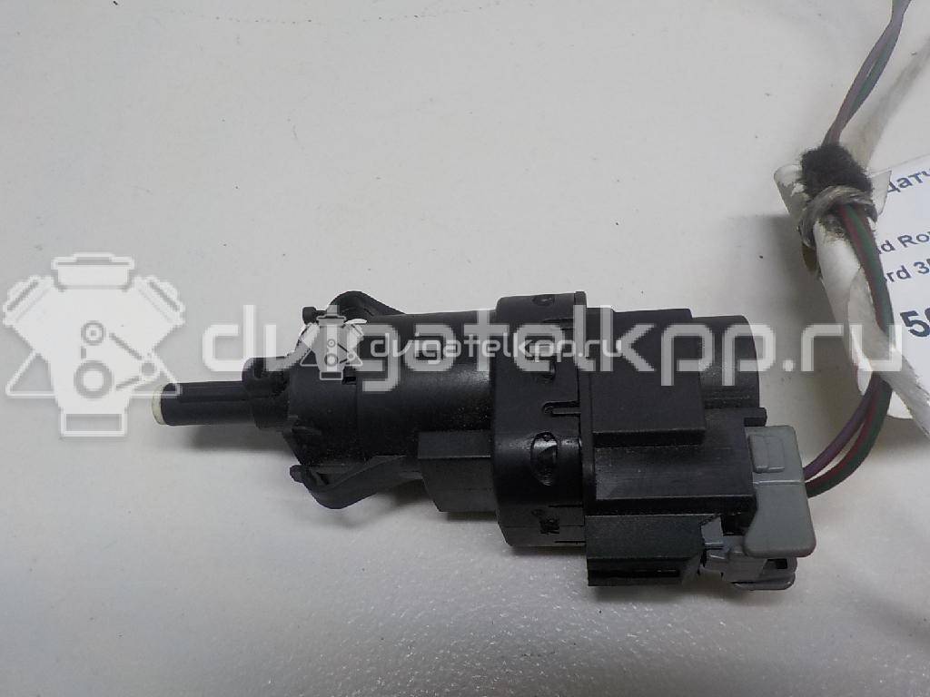 Фото Датчик включения стопсигнала  3M5T13480AC для Ford Fiesta / Focus / Tourneo / C-Max / Galaxy {forloop.counter}}