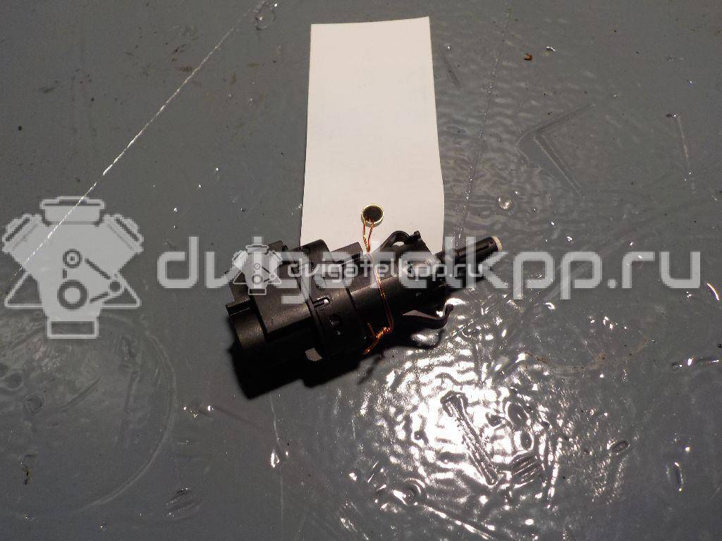 Фото Датчик включения стопсигнала  3M5T13480AC для Ford Fiesta / Focus / Tourneo / C-Max / Galaxy {forloop.counter}}