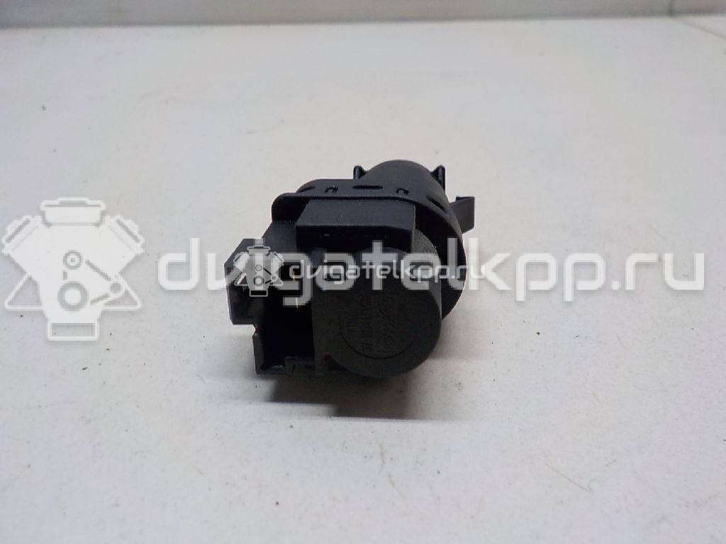 Фото Датчик включения стопсигнала  3M5T13480AC для Ford Fiesta / Focus / Tourneo / C-Max / Galaxy {forloop.counter}}