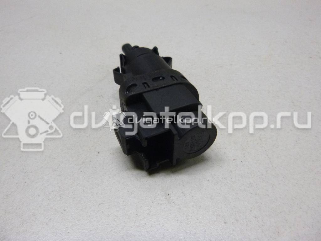 Фото Датчик включения стопсигнала  3M5T13480AC для Ford Fiesta / Focus / Tourneo / C-Max / Galaxy {forloop.counter}}