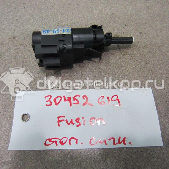 Фото Датчик включения стопсигнала  3M5T13480AC для Ford Fiesta / Focus / Tourneo / C-Max / Galaxy