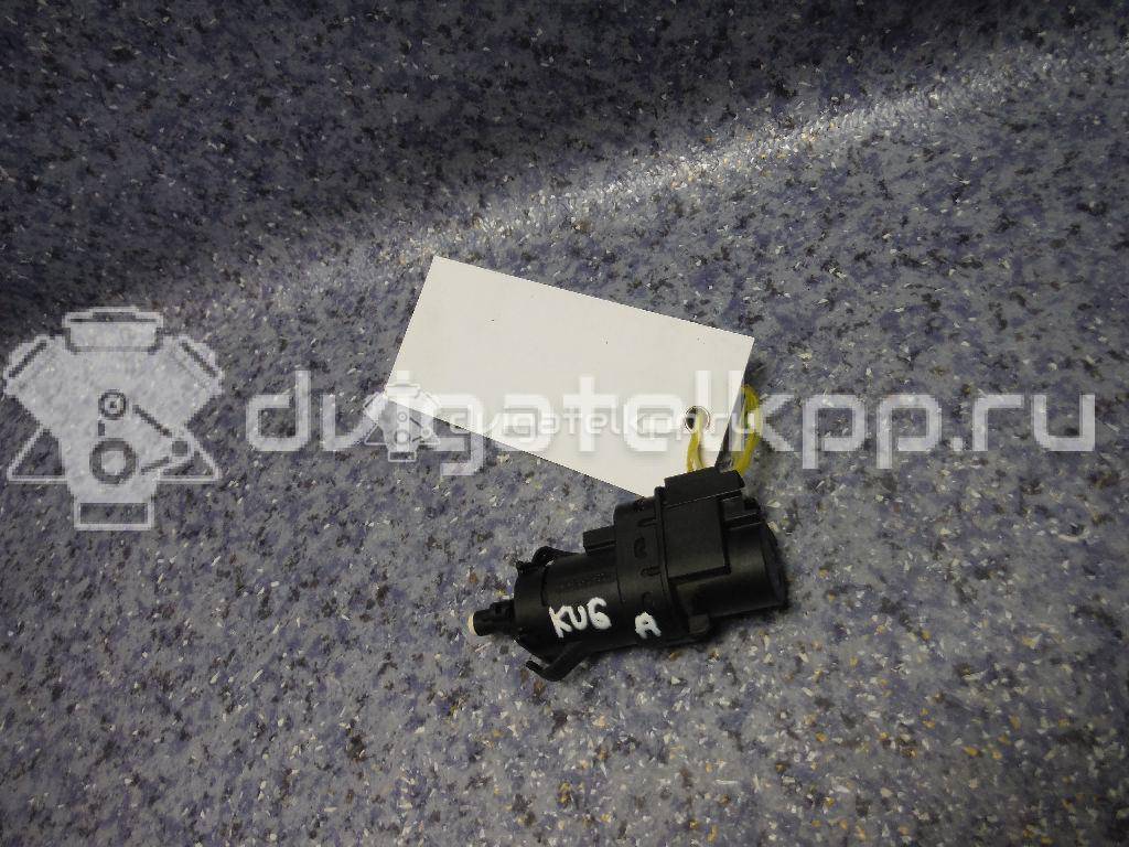 Фото Датчик включения стопсигнала  3M5T13480AC для Ford Fiesta / Focus / Tourneo / C-Max / Galaxy {forloop.counter}}