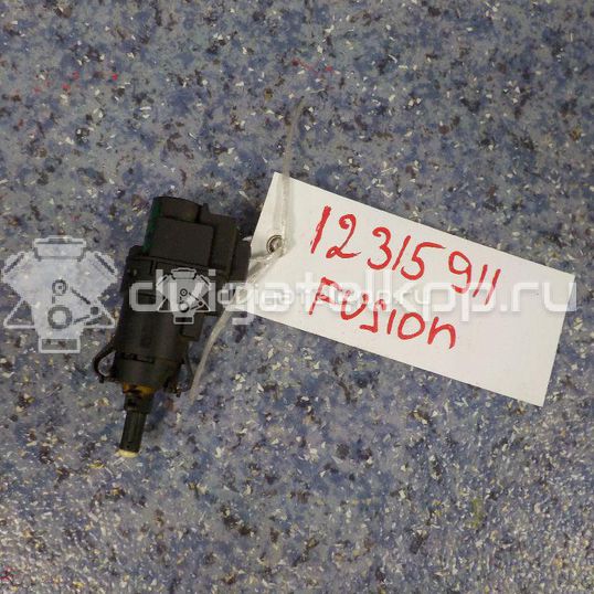Фото Датчик включения стопсигнала  3M5T13480AC для Ford Fiesta / Focus / Tourneo / C-Max / Galaxy