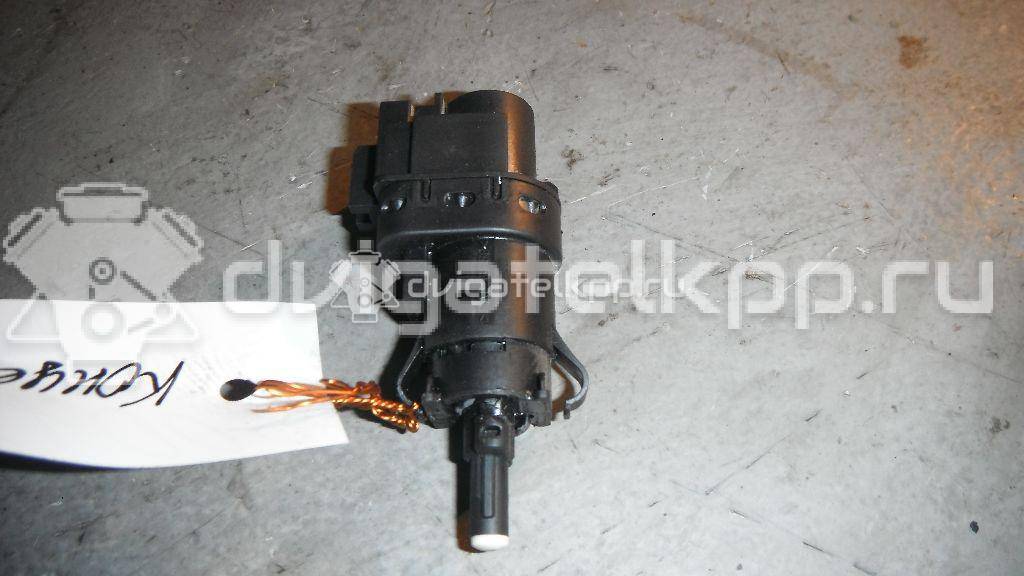 Фото Датчик включения стопсигнала  3M5T13480AC для Ford Fiesta / Focus / Tourneo / C-Max / Galaxy {forloop.counter}}