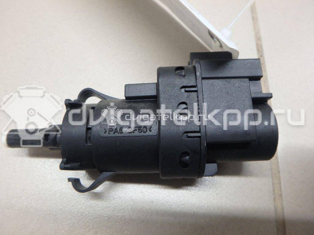 Фото Датчик включения стопсигнала  3M5T13480AC для Ford Fiesta / Focus / Tourneo / C-Max / Galaxy {forloop.counter}}