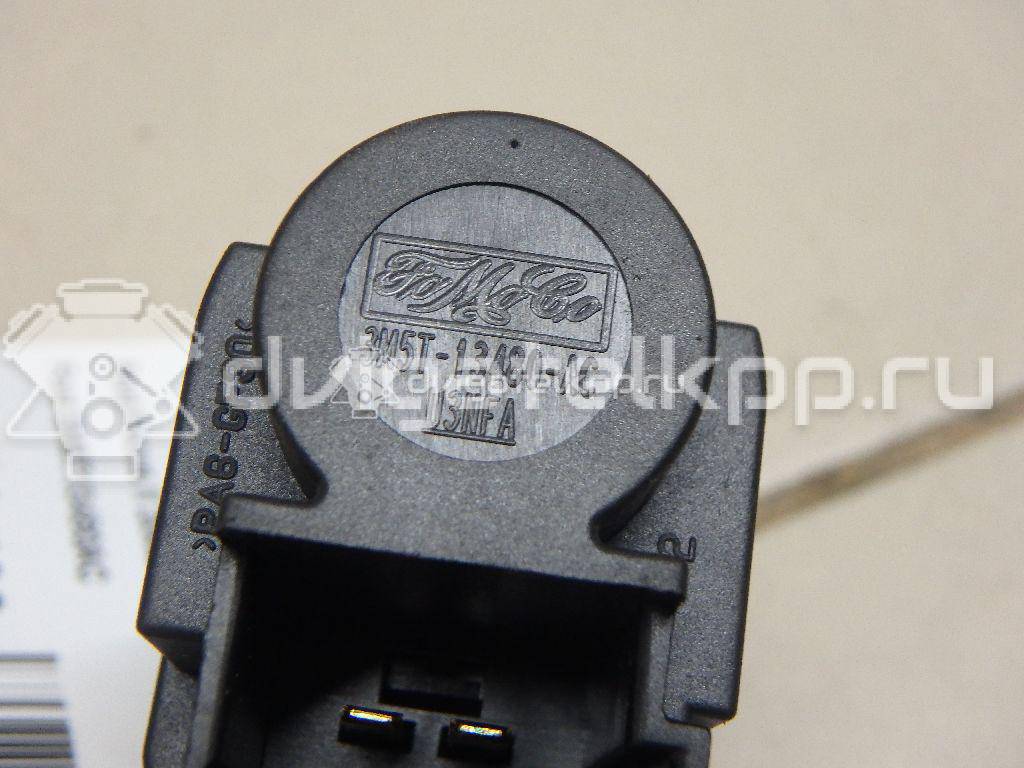 Фото Датчик включения стопсигнала  3M5T13480AC для Ford Fiesta / Focus / Tourneo / C-Max / Galaxy {forloop.counter}}