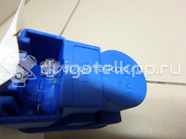 Фото Датчик включения стопсигнала  3M5T13480AC для Ford Fiesta / Focus / Tourneo / C-Max / Galaxy {forloop.counter}}