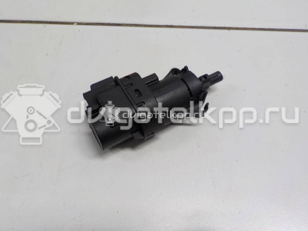Фото Датчик включения стопсигнала  3M5T13480AC для Ford Fiesta / Focus / Tourneo / C-Max / Galaxy {forloop.counter}}