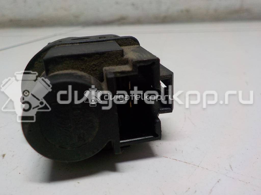 Фото Датчик включения стопсигнала  3M5T13480AC для Ford Fiesta / Focus / Tourneo / C-Max / Galaxy {forloop.counter}}