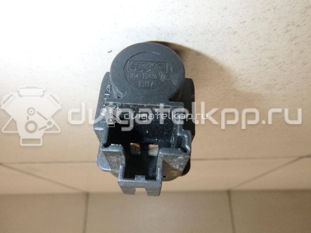 Фото Датчик включения стопсигнала  3M5T13480AC для Ford Fiesta / Focus / Tourneo / C-Max / Galaxy {forloop.counter}}