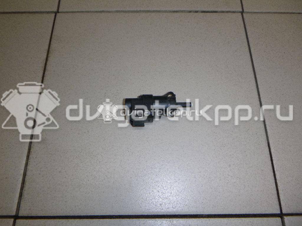 Фото Датчик включения стопсигнала  3M5T13480AC для Ford Fiesta / Focus / Tourneo / C-Max / Galaxy {forloop.counter}}