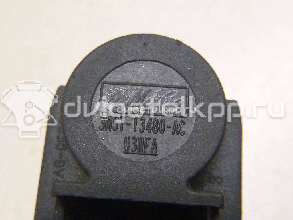 Фото Датчик включения стопсигнала  3M5T13480AC для Ford Fiesta / Focus / Tourneo / C-Max / Galaxy {forloop.counter}}