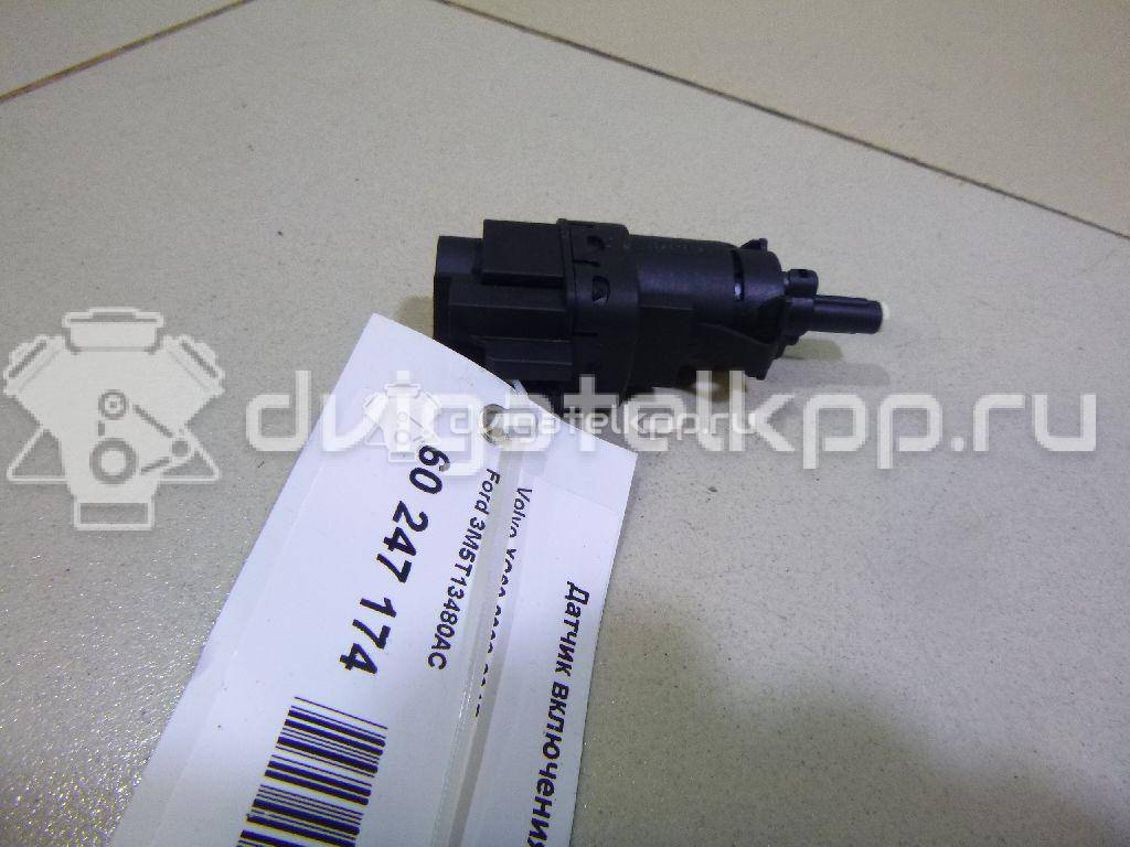 Фото Датчик включения стопсигнала  3M5T13480AC для Ford Fiesta / Focus / Tourneo / C-Max / Galaxy {forloop.counter}}
