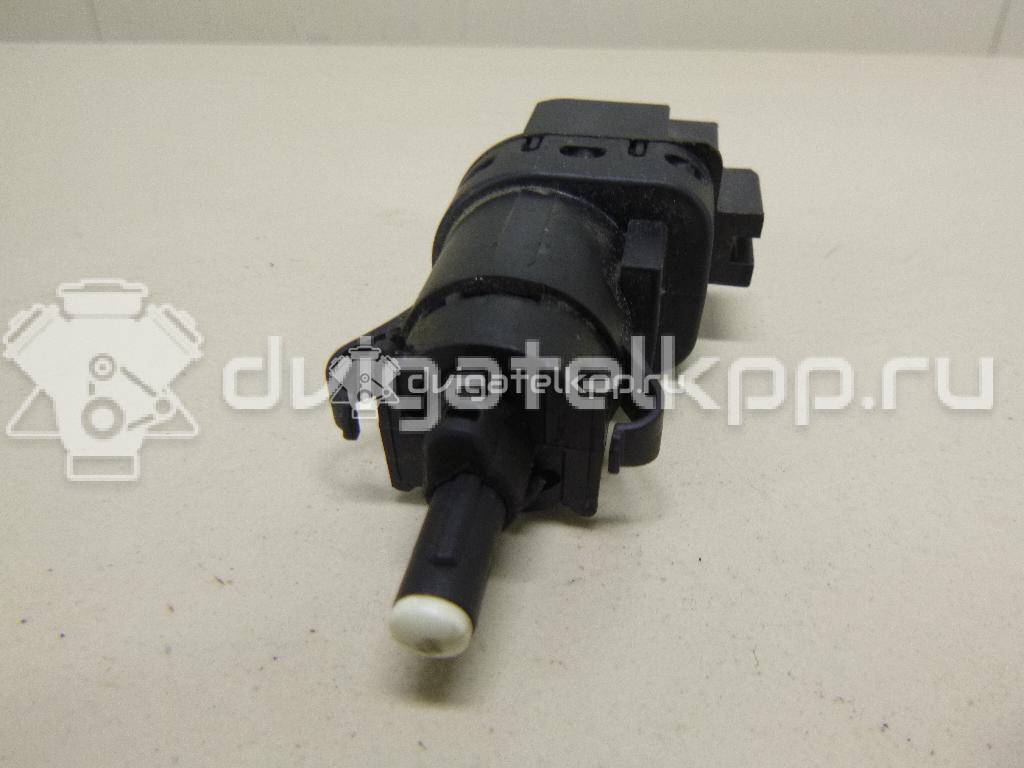 Фото Датчик включения стопсигнала  3M5T13480AC для Ford Fiesta / Focus / Tourneo / C-Max / Galaxy {forloop.counter}}