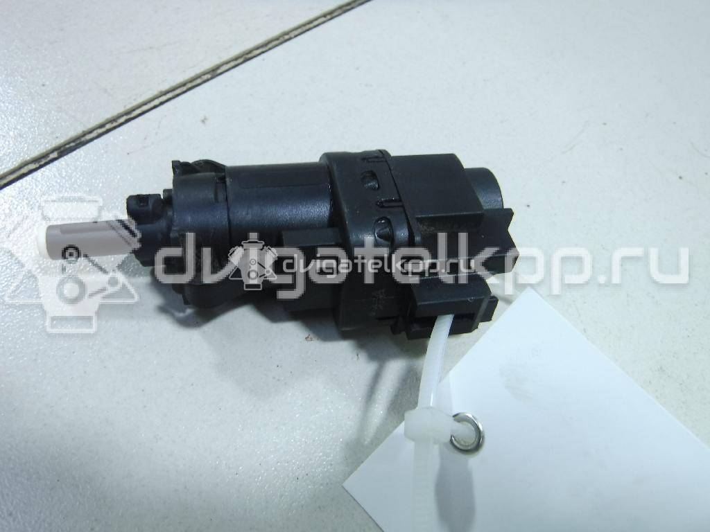 Фото Датчик включения стопсигнала  3M5T13480AC для Ford Fiesta / Focus / Tourneo / C-Max / Galaxy {forloop.counter}}