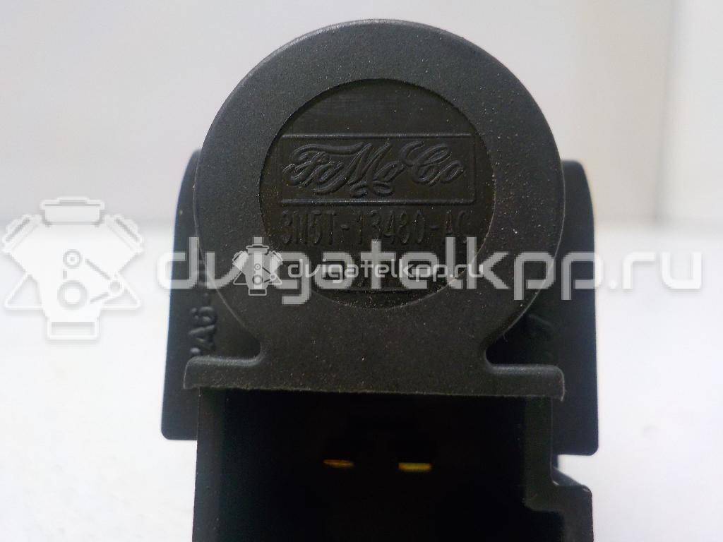 Фото Датчик включения стопсигнала  3M5T13480AC для Ford Fiesta / Focus / Tourneo / C-Max / Galaxy {forloop.counter}}