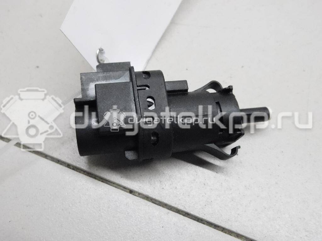 Фото Датчик включения стопсигнала  3M5T13480AC для Ford Fiesta / Focus / Tourneo / C-Max / Galaxy {forloop.counter}}