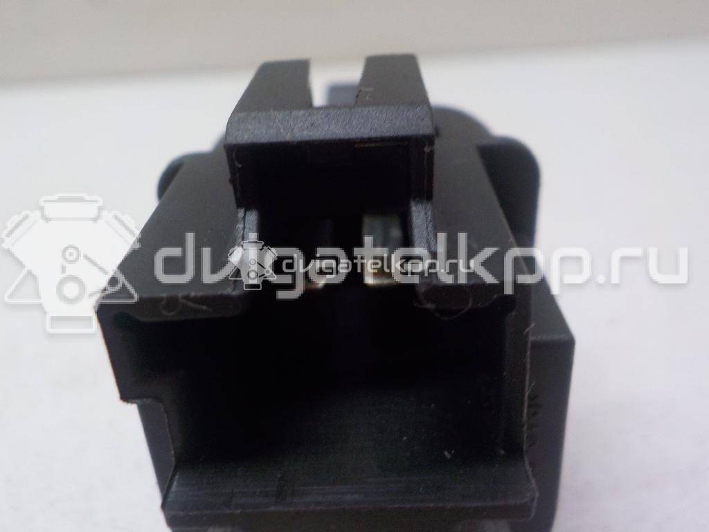 Фото Датчик включения стопсигнала  3M5T13480AC для Ford Fiesta / Focus / Tourneo / C-Max / Galaxy {forloop.counter}}