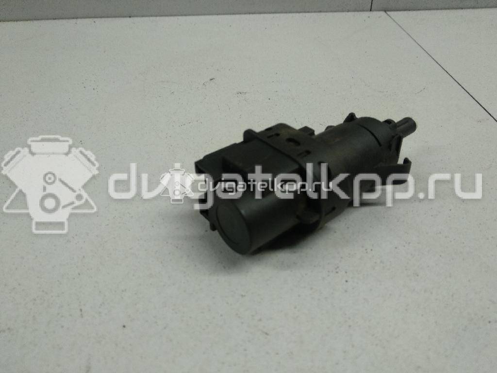 Фото Датчик включения стопсигнала  3M5T13480AC для Ford Fiesta / Focus / Tourneo / C-Max / Galaxy {forloop.counter}}