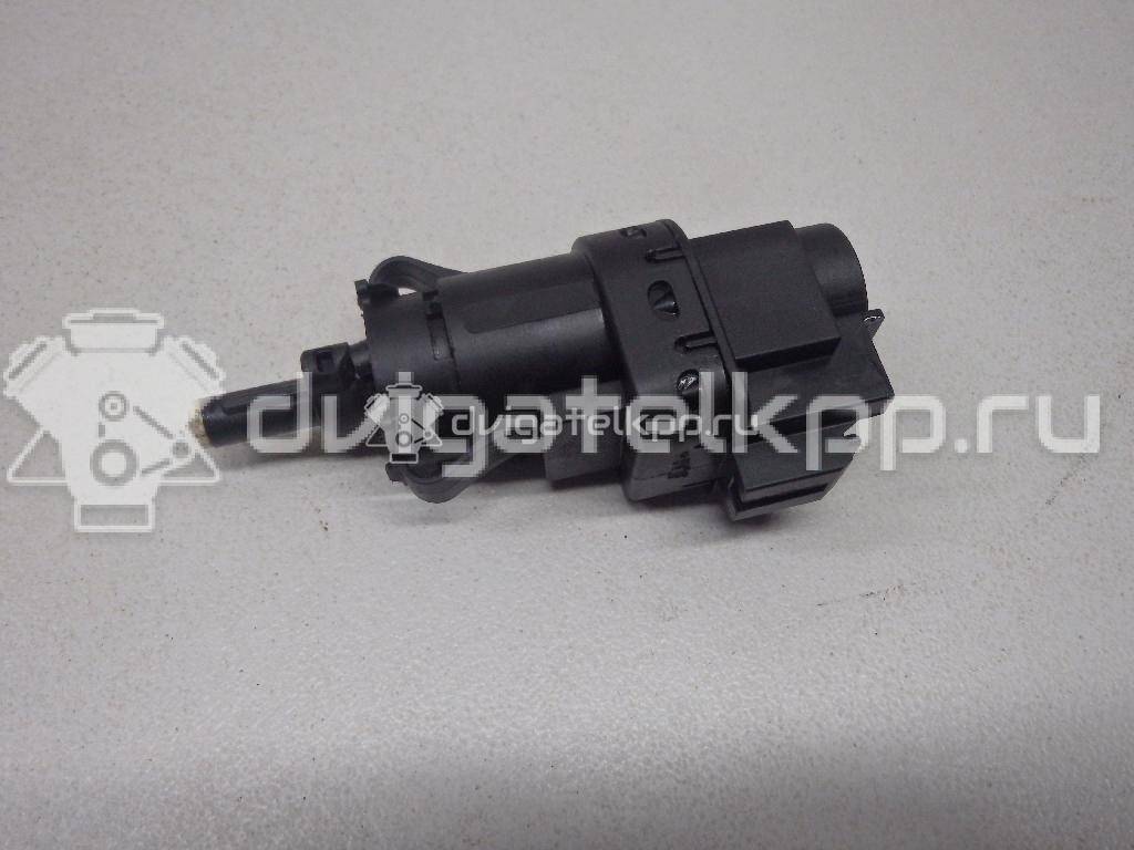 Фото Датчик включения стопсигнала  4832217 для Ford Fiesta / Focus / Tourneo / C-Max / Galaxy {forloop.counter}}