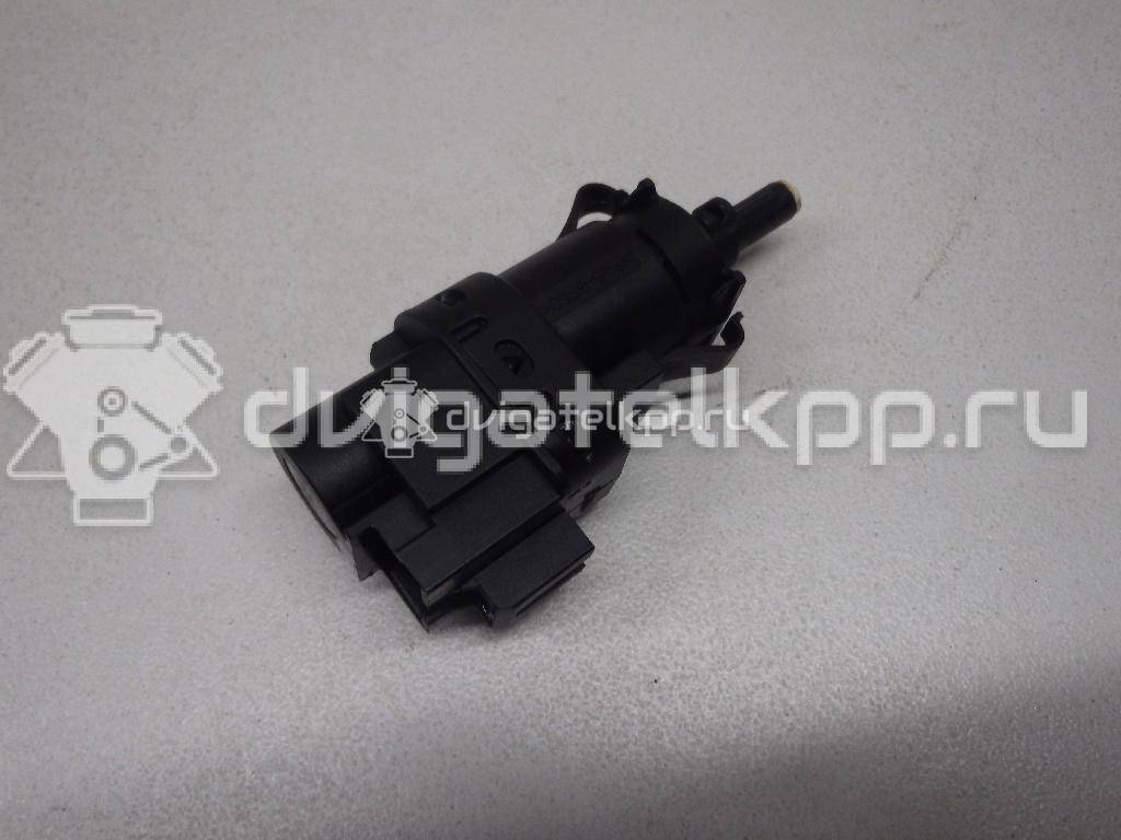 Фото Датчик включения стопсигнала  4832217 для Ford Fiesta / Focus / Tourneo / C-Max / Galaxy {forloop.counter}}