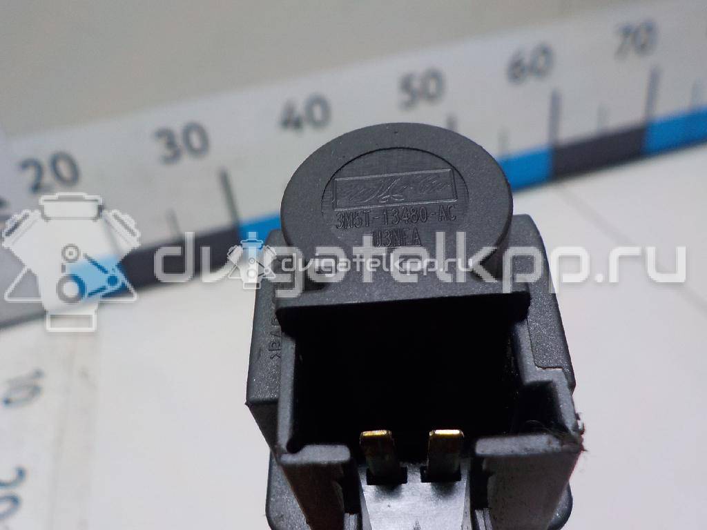 Фото Датчик включения стопсигнала  4832217 для Ford Fiesta / Focus / Tourneo / C-Max / Galaxy {forloop.counter}}