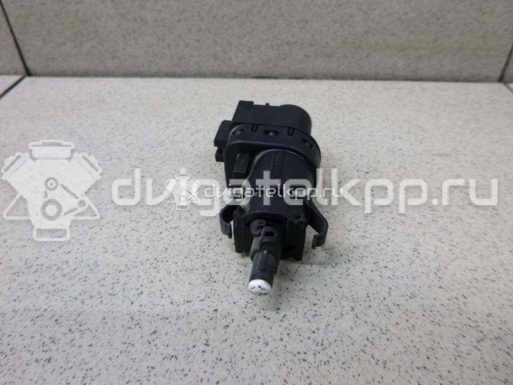 Фото Датчик включения стопсигнала  4832217 для Ford Fiesta / Focus / Tourneo / C-Max / Galaxy {forloop.counter}}
