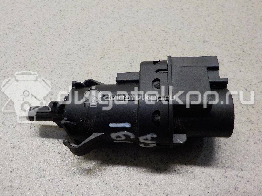 Фото Датчик включения стопсигнала  4832217 для Ford Fiesta / Focus / Tourneo / C-Max / Galaxy {forloop.counter}}