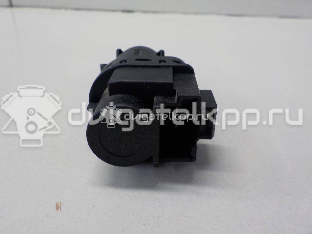 Фото Датчик включения стопсигнала  4832217 для Ford Fiesta / Focus / Tourneo / C-Max / Galaxy {forloop.counter}}